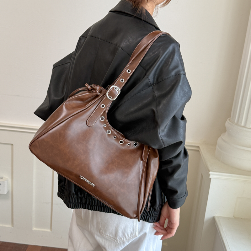 Vintage Style Underarm Shoulde - Luxury Bags That Are Vegan review and price