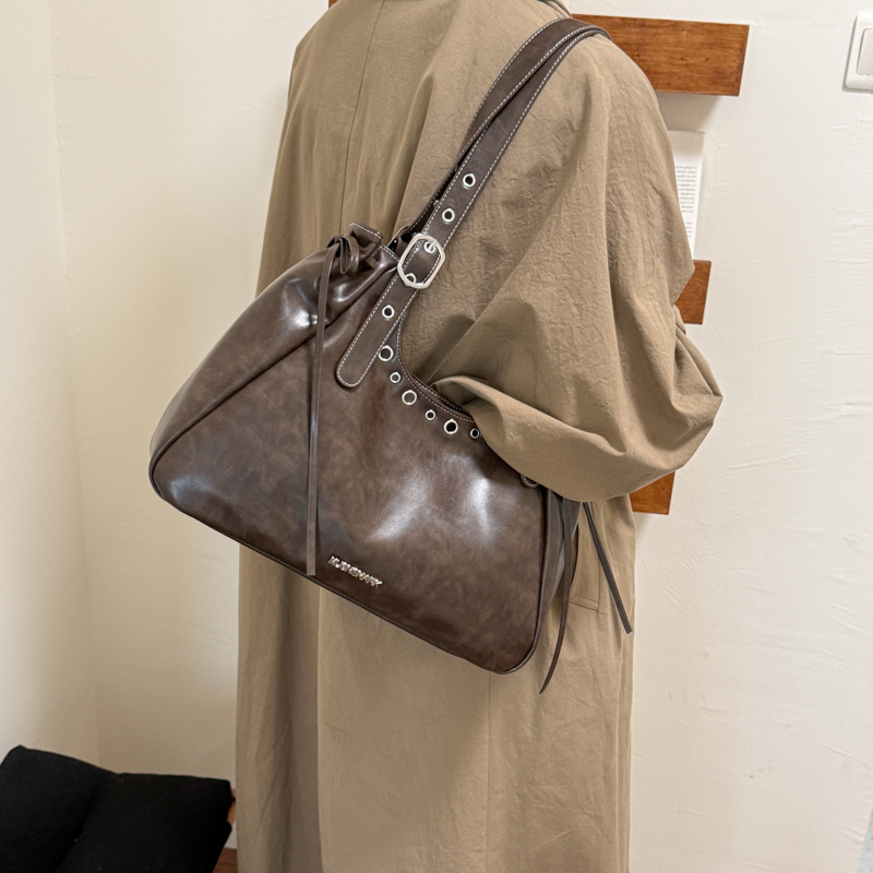 Vintage Style Underarm Shoulde - Luxury Bags That Are Vegan review and price