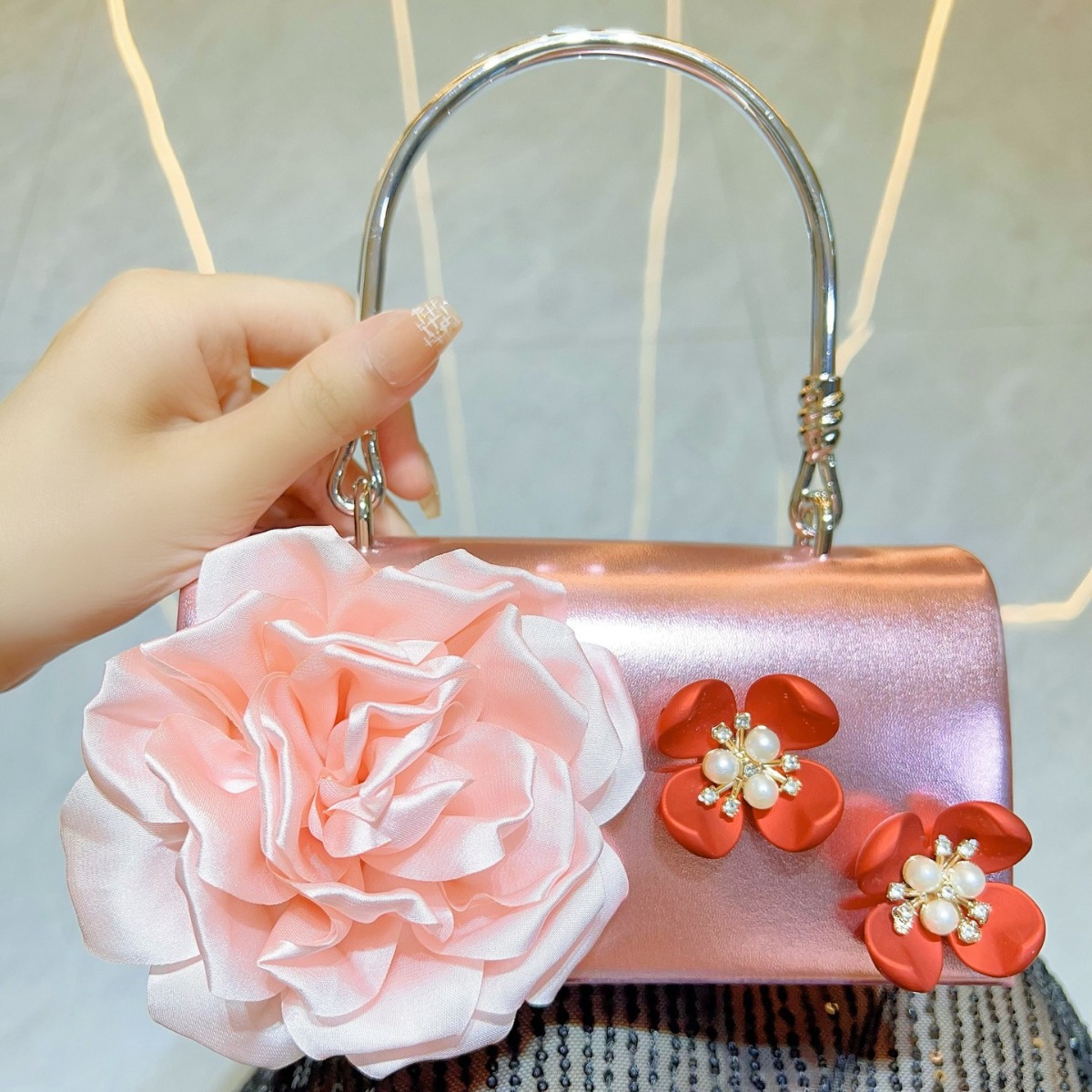 Luxury Gold 3D Flower Clutch B - Luxury Bags White review and price