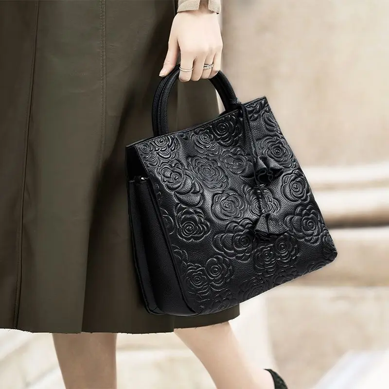 Light luxury elegant retro wom - Luxury Bags That Are Vegan review and price