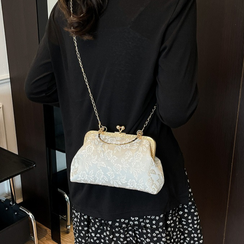 Clasp Frame Embroidery Chinese - Luxury Bags Girls review and price